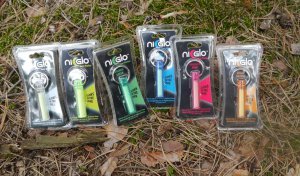 Breloczek fluorescencyjny NiGlo (różne kolory)
