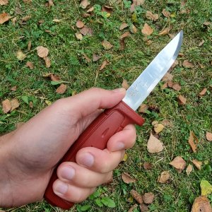 Mora Basic 511: dobry i tani nóż survivalowy